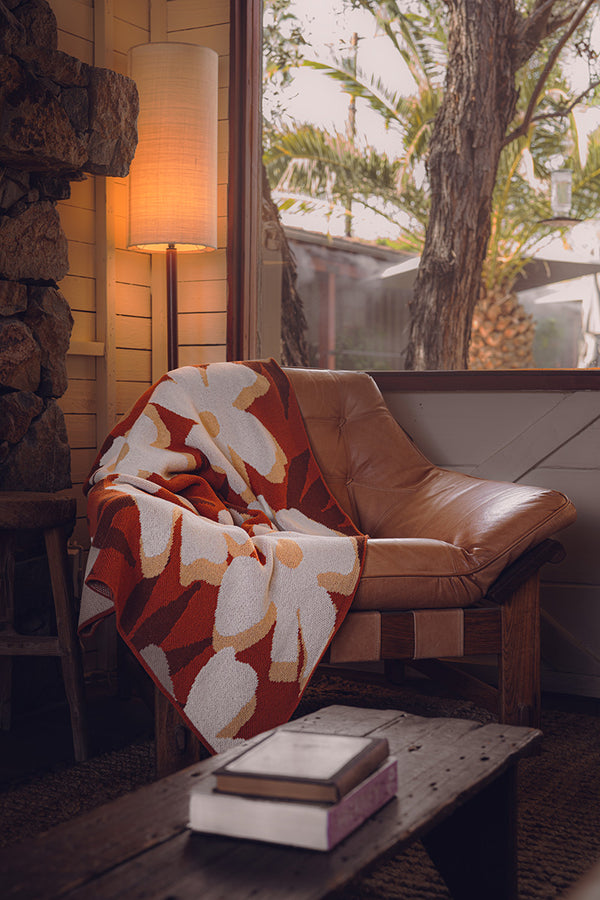 Tropical Oversized Floral Cotton Throw Blanket in Rust 
