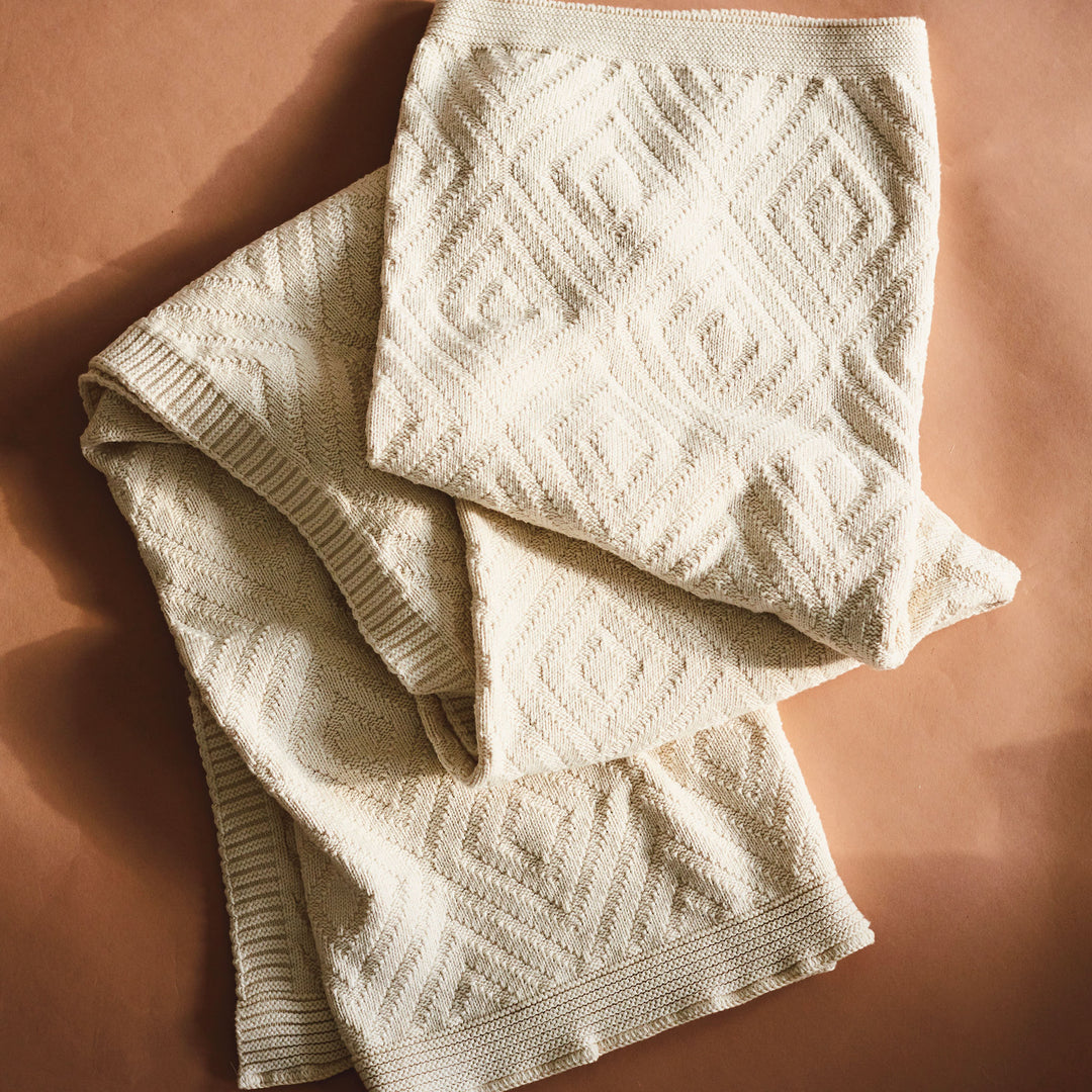 Diamonds Organic Blanket