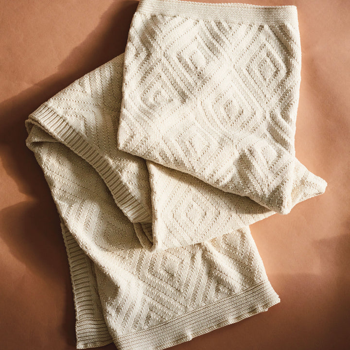 Diamonds Organic Blanket