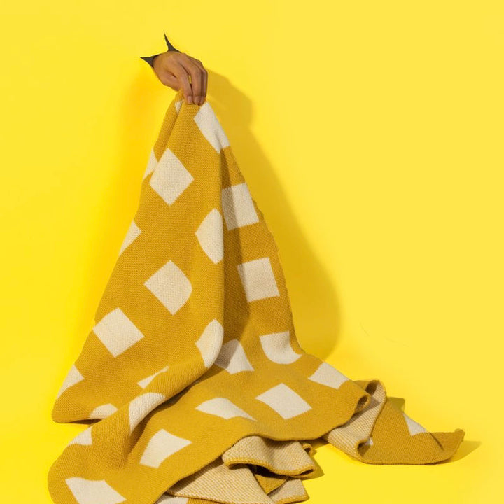 Off the Grid Throw Blanket in Citrine