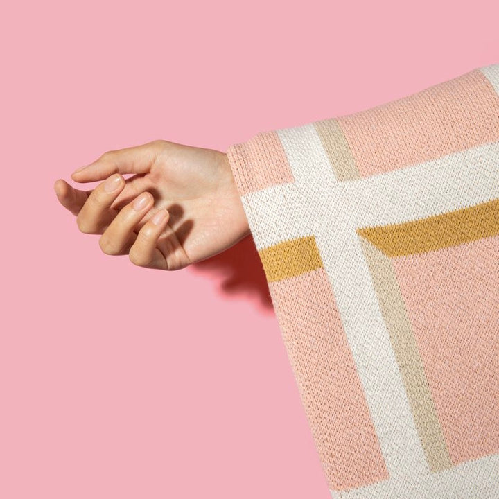 Windowpane Throw Blanket in Blush