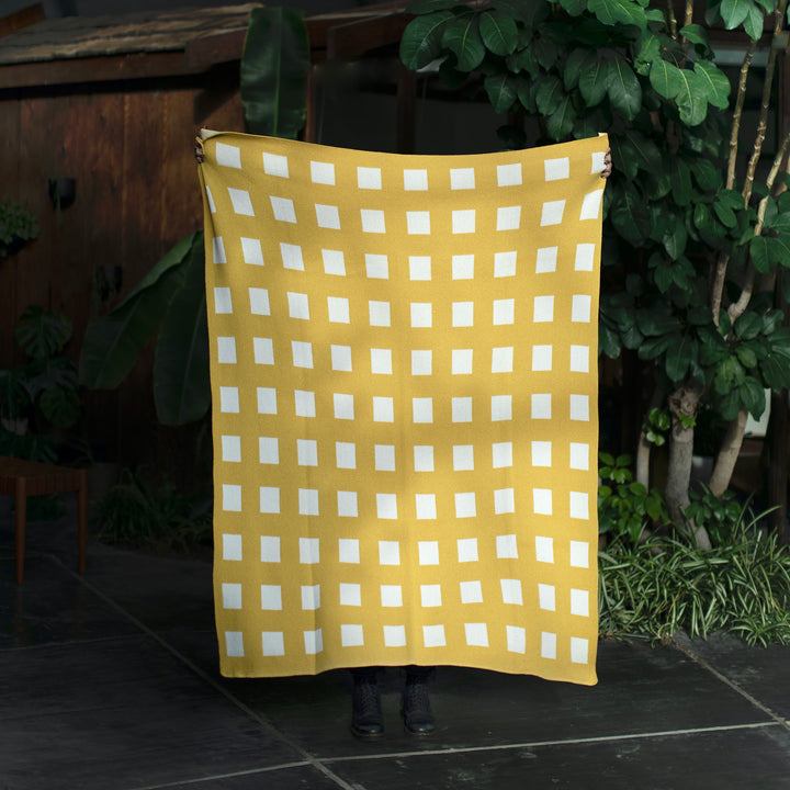 Off the Grid Throw Blanket in Citrine