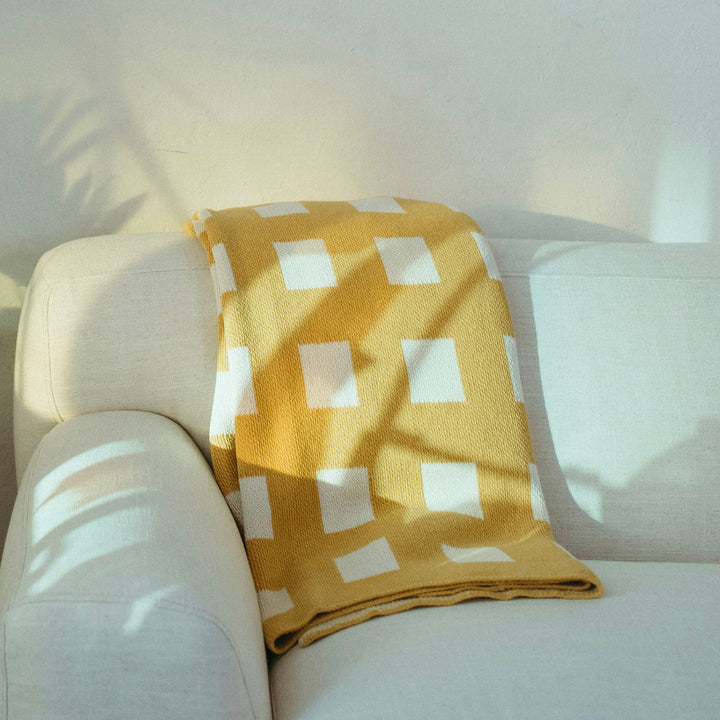 Off the Grid Throw Blanket in Citrine