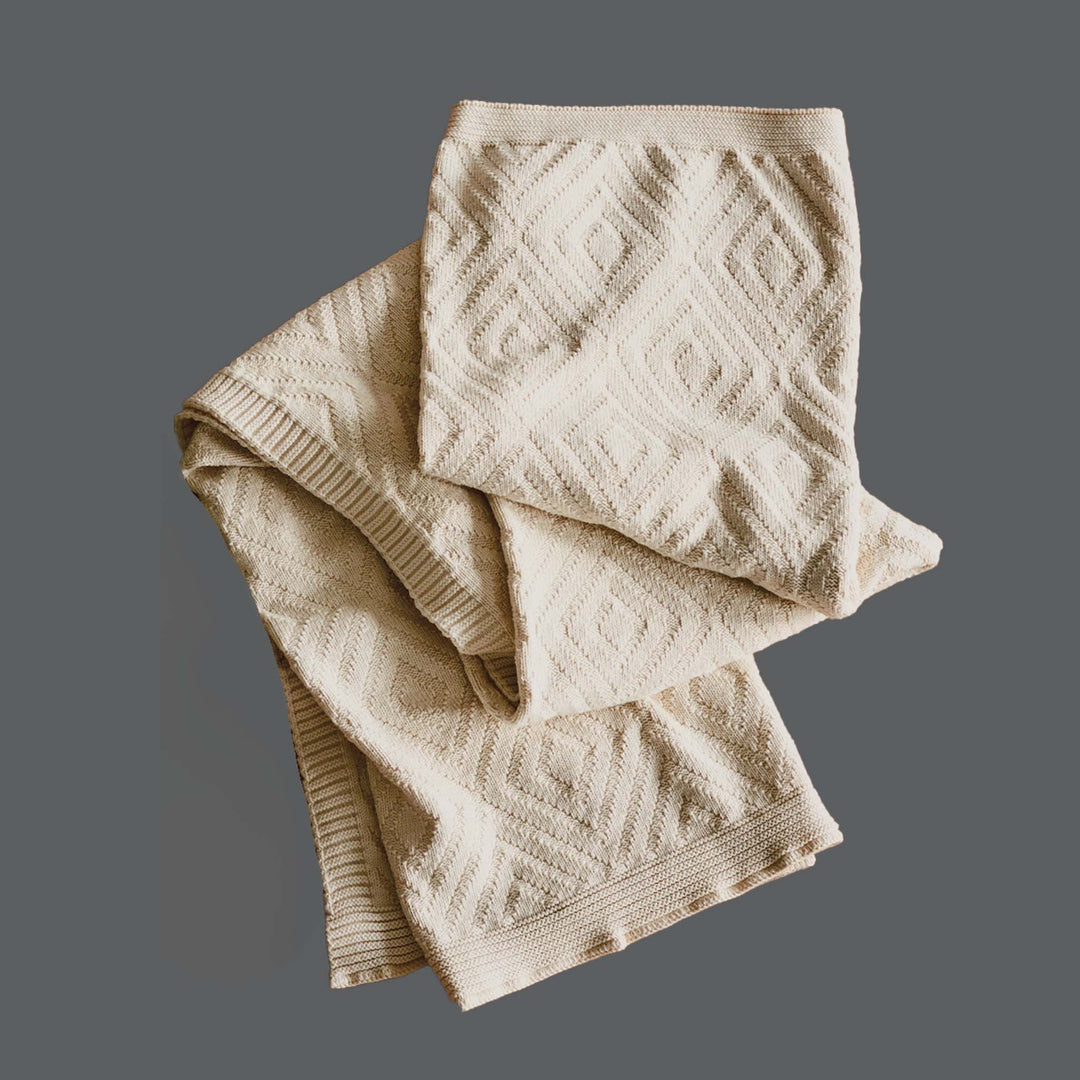 Diamonds Organic Blanket
