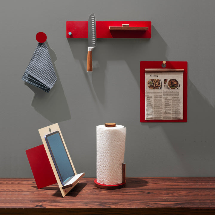 The Magnetic Clipboard - Red