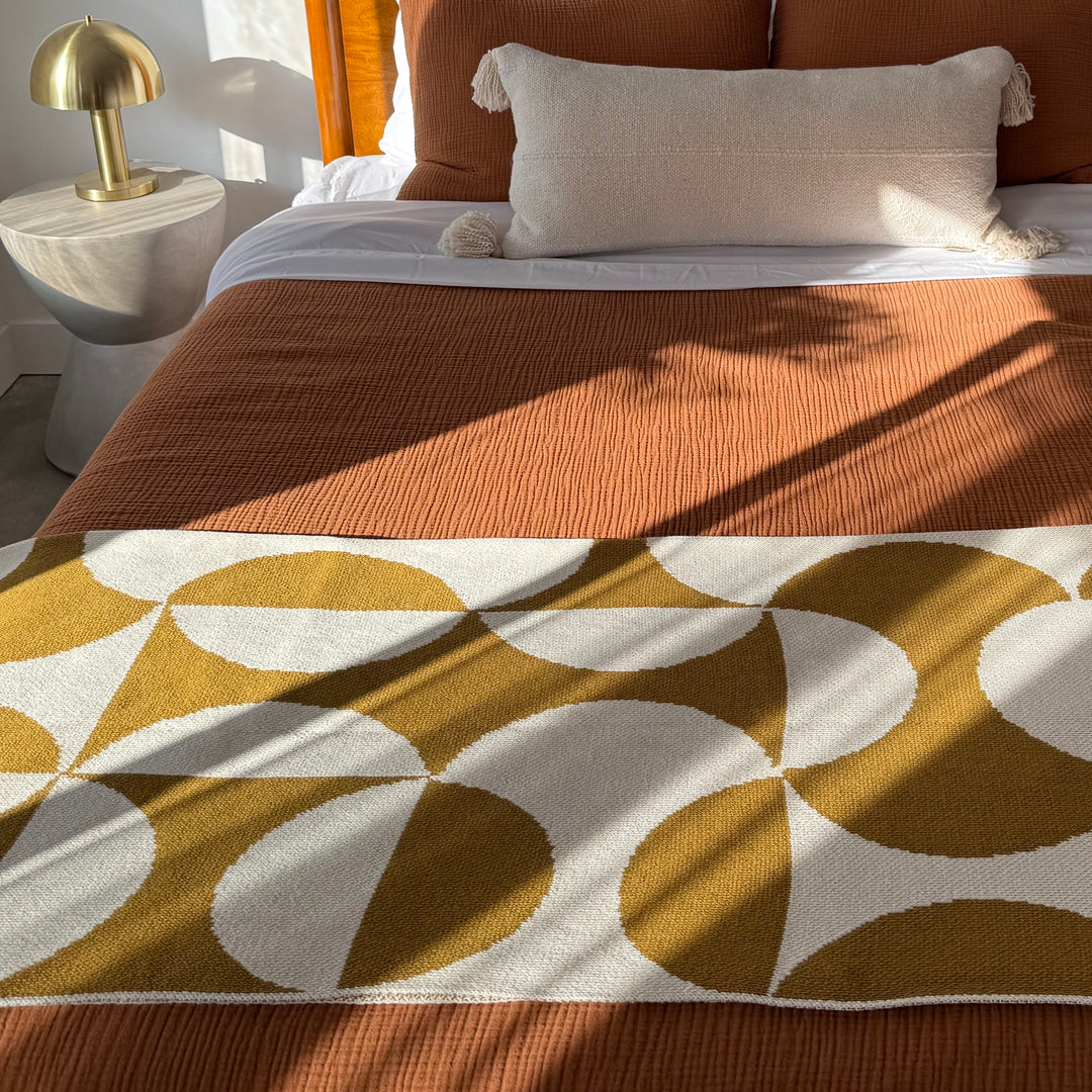 Puzzle Throw in Ochre