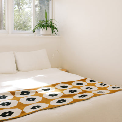 GOLD MODERN THROW BLANKET