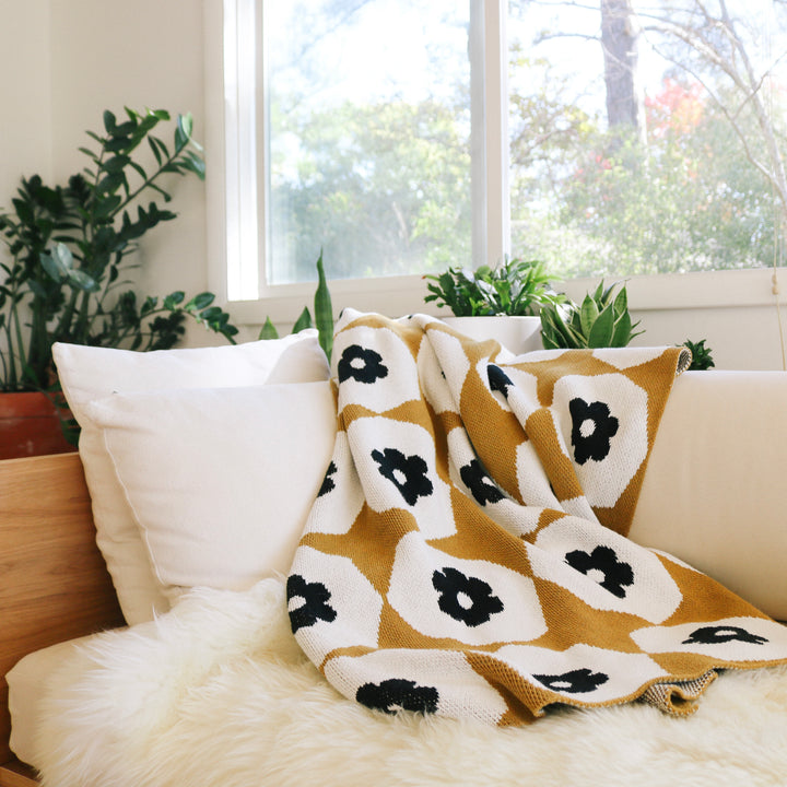 Gold Modern Geometric Cotton Throw