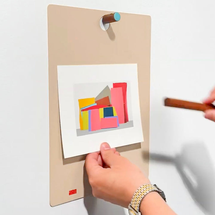 The Magnetic Clipboard - Beige