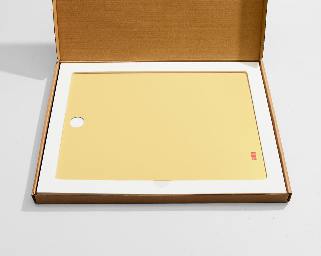 The Magnetic Clipboard - Yellow