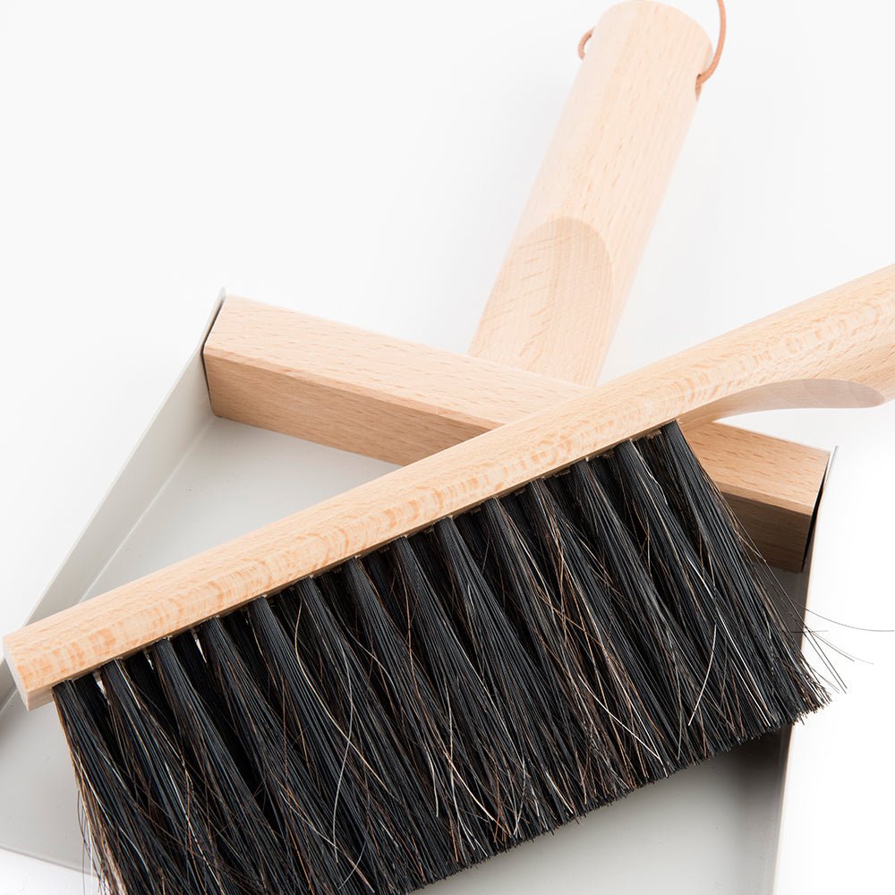 Andree Jardin "Mr & Mrs Clynk" Gray Hand Brush, Dustpan and Wall Hooks