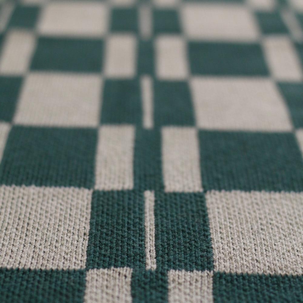 Geometric Modern Pattern Green Throw Blanket