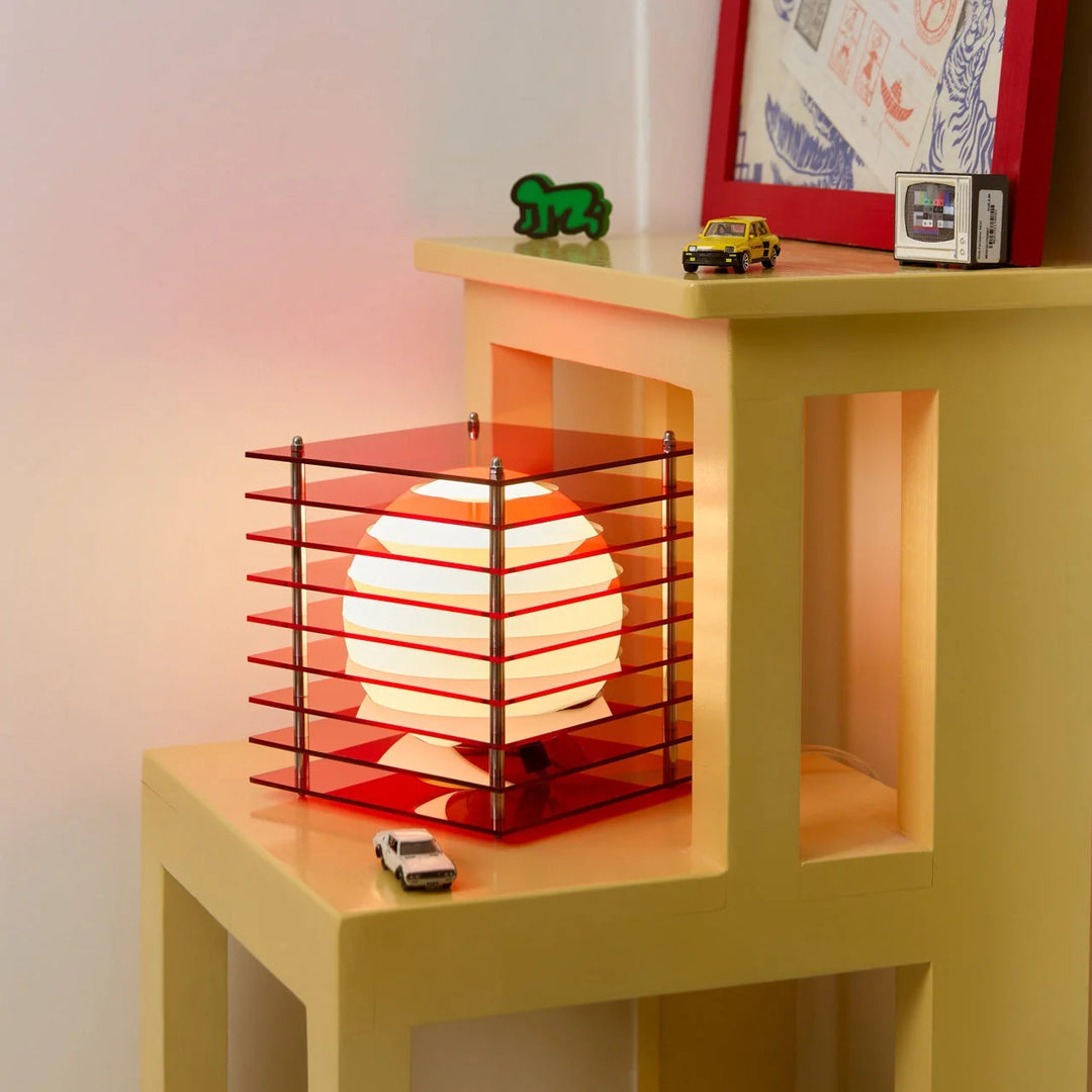 Lớp big square in red acrylic