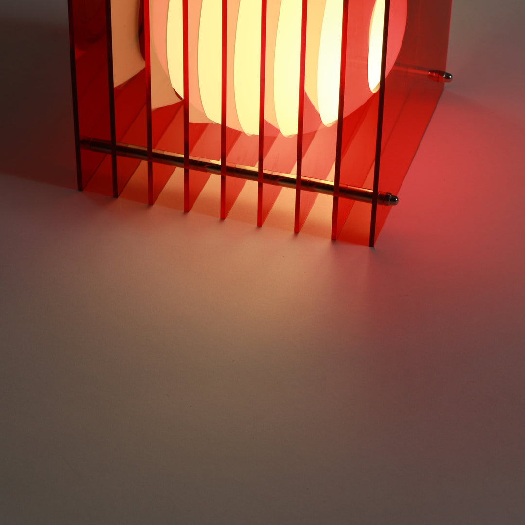 Lớp small square in red acrylic