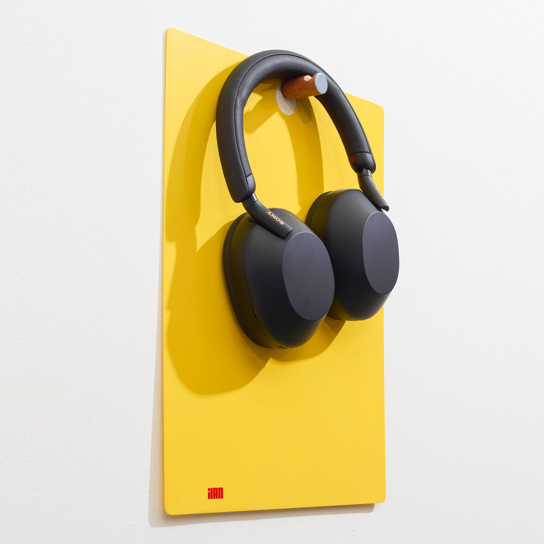 The Magnetic Clipboard - Yellow